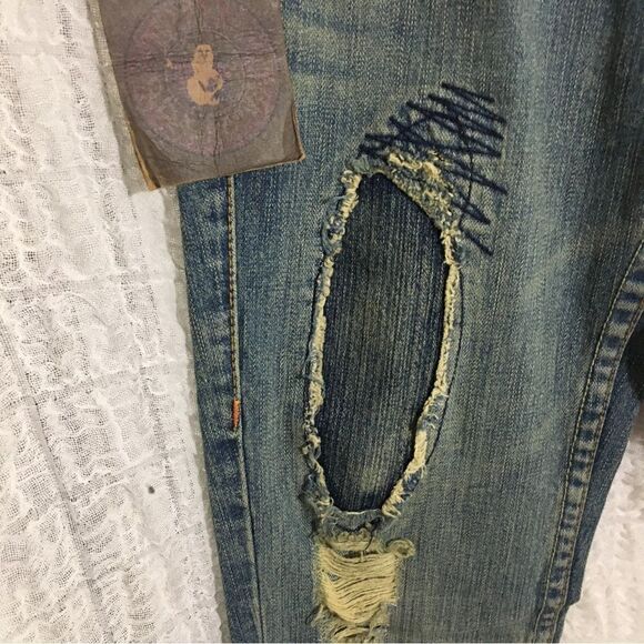 True Religion NWT Bootcut Distressed Jeans Size 27 - Picture 4 of 14